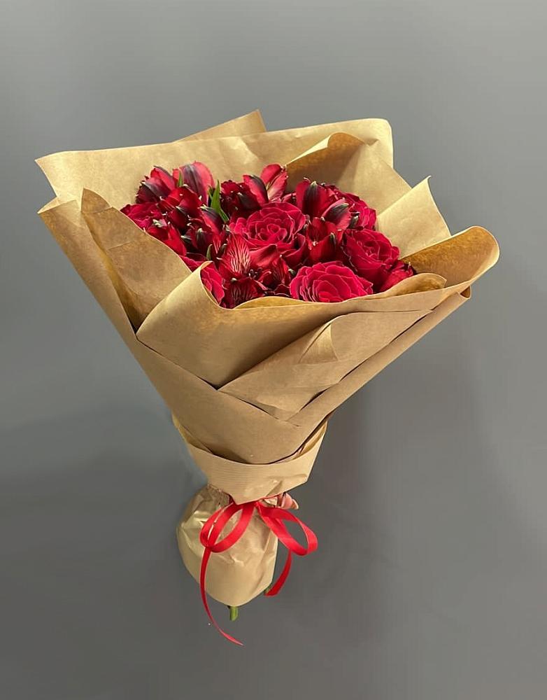 Букет цветов из: Альстромерии и Розы в Будановке