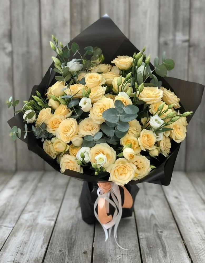 Букет цветов из: Розы и Лизиантусы в Будановке