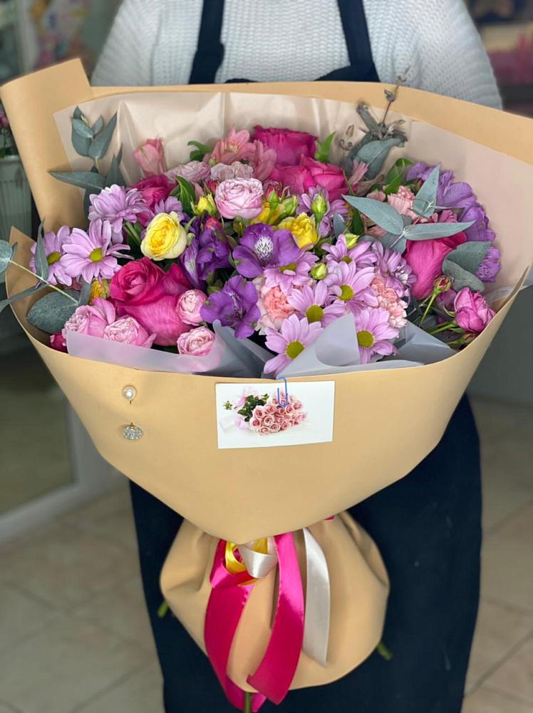 Букет цветов из: Хризантемы, Гвоздики и Альстромерии в Будановке