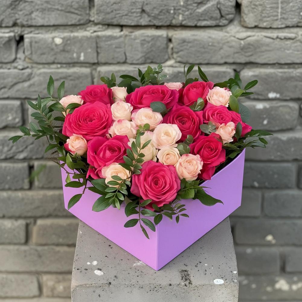 Цветочная композиция из Розы в коробке в Будановке