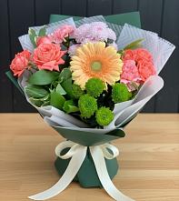 Букет цветов из:  Гвоздики, Розы, Герберы и Хризантемы в Будановке