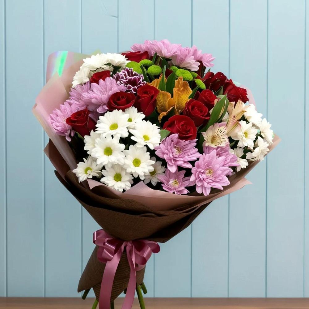Букет цветов из: Розы, Хризантемы и Альстромерии в Будановке