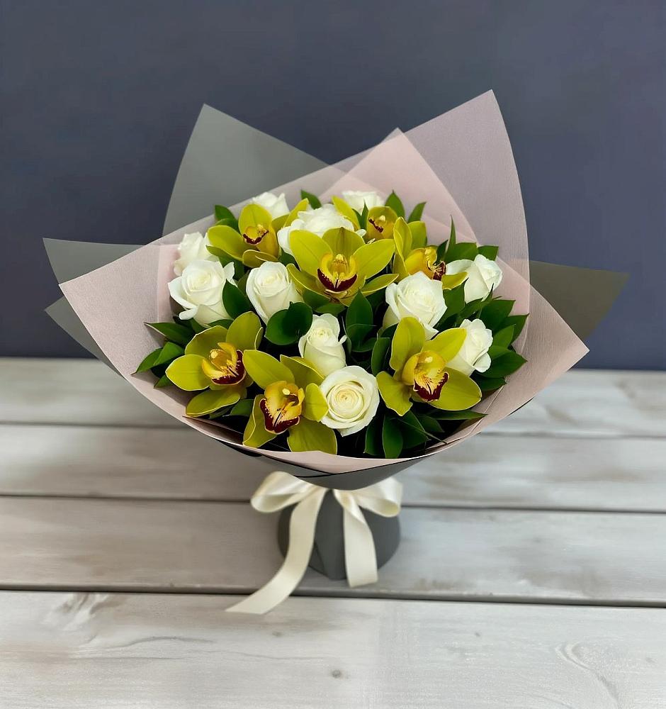 Букет цветов из: Орхидеи и Розы в Будановке