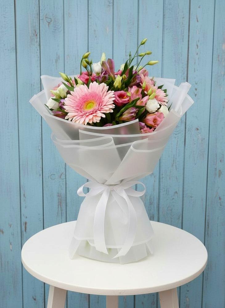 Букет цветов из: Герберы, Альстромерии и Лизиантусы в Будановке