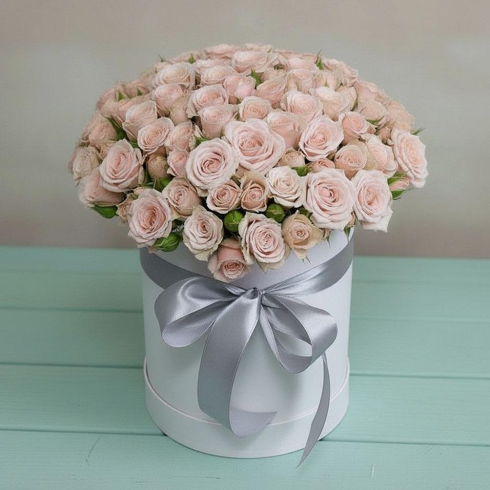 Цветочная композиция из Розы в шляпной коробке в Будановке